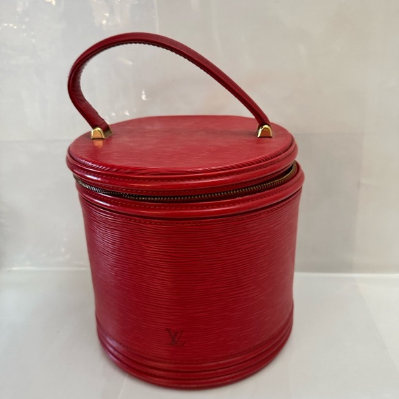 Authentic Louis Vuitton Epi Cannes Handbag Vanity Bag In Red - Picture 3 of 10